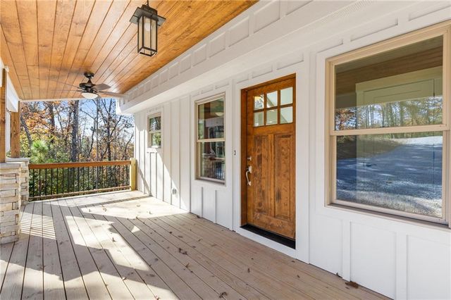 1054 Lakeland Drive, Ellijay, GA 30540