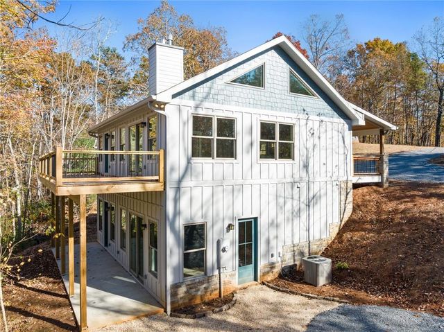 1054 Lakeland Drive, Ellijay, GA 30540