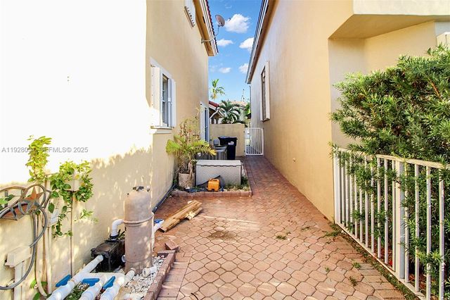 14756 SW 132nd Ave, Miami, FL 33186