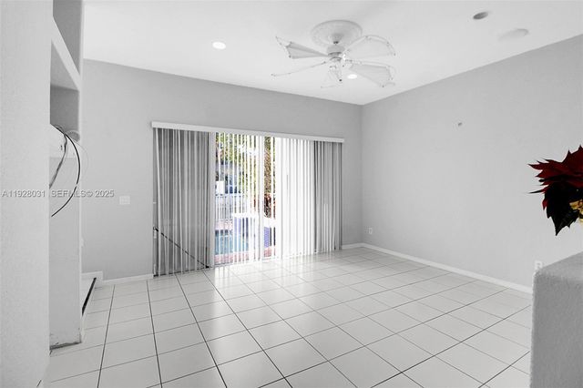 14756 SW 132nd Ave, Miami, FL 33186