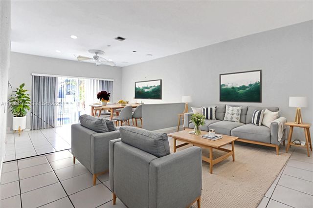 14756 SW 132nd Ave, Miami, FL 33186