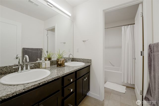 825 206th Avenue NE, Sammamish, WA 98074