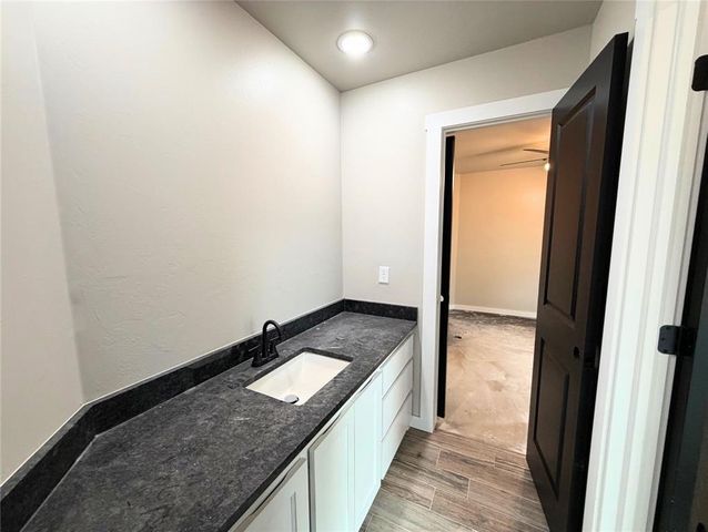 2205 Winter Ridge Road, Blanchard, OK 73010