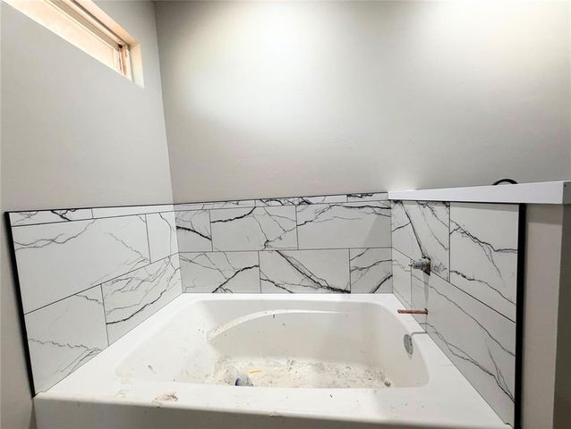 2205 Winter Ridge Road, Blanchard, OK 73010