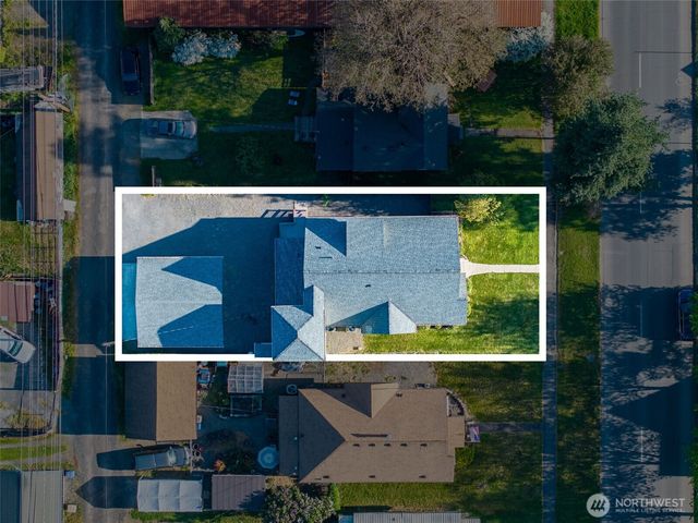 1016 N Pearl Street, Centralia, WA 98531