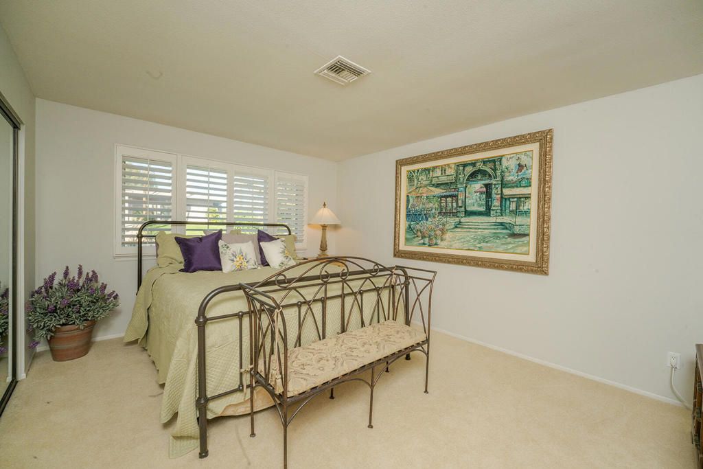 Image 35 of property listing at 39390 Tandika Trail S, Palm Desert, CA 92211