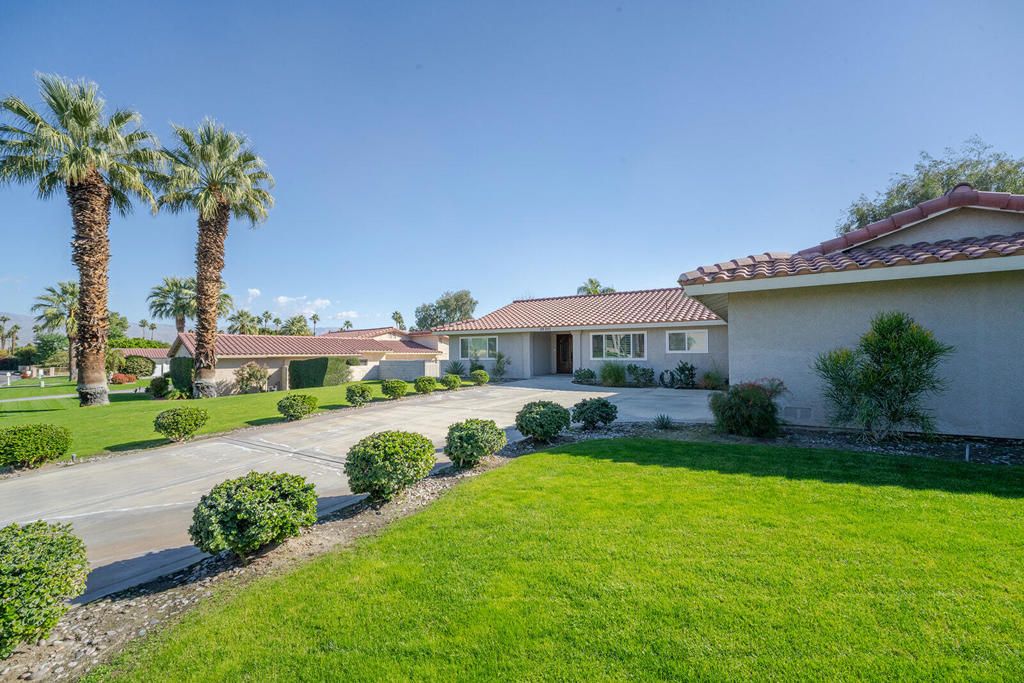 Image 53 of property listing at 39390 Tandika Trail S, Palm Desert, CA 92211