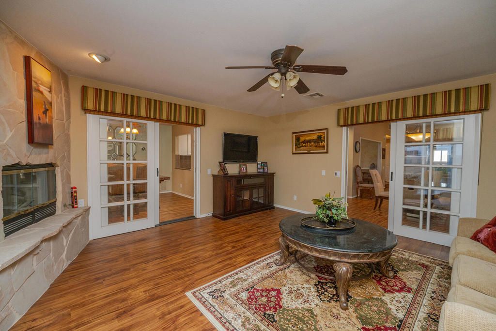 Image 8 of property listing at 39390 Tandika Trail S, Palm Desert, CA 92211