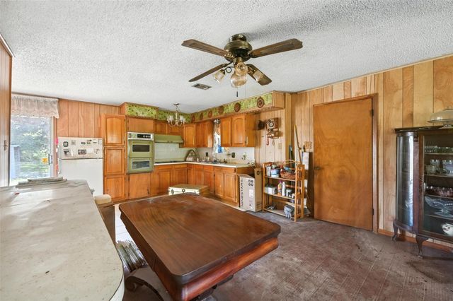 408 Alsdorf Street, Rosser, TX 75157