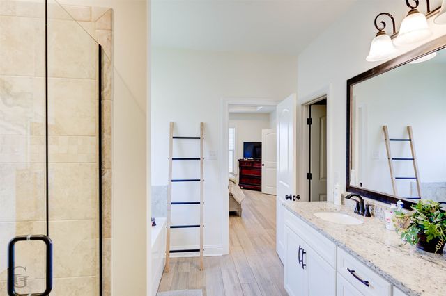 55 High Water Drive, Benton, LA 71006