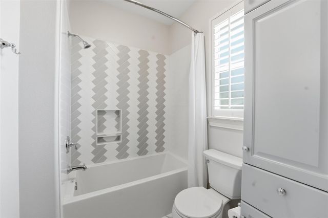26 Pleasure Cove Drive, Spring, TX 77381