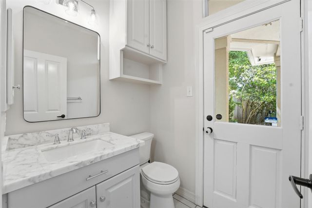 26 Pleasure Cove Drive, Spring, TX 77381