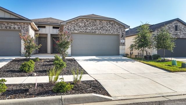 9306 Frio Lndg Unit 2, Converse, TX 78109