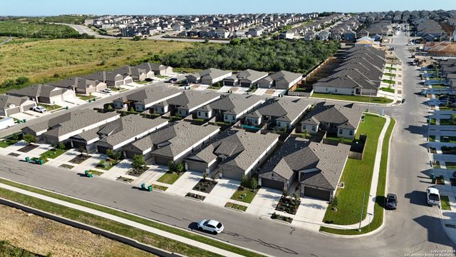 9306 Frio Lndg Unit 2, Converse, TX 78109