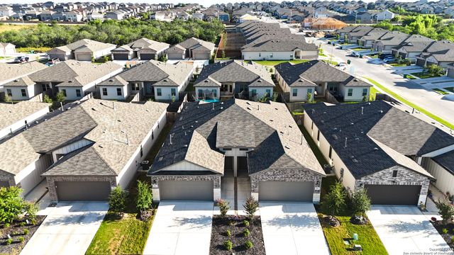 9306 Frio Lndg Unit 2, Converse, TX 78109