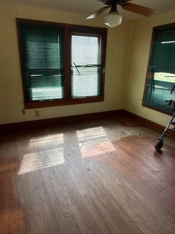 411 Sherwood Street E, Cleveland, TX 77327