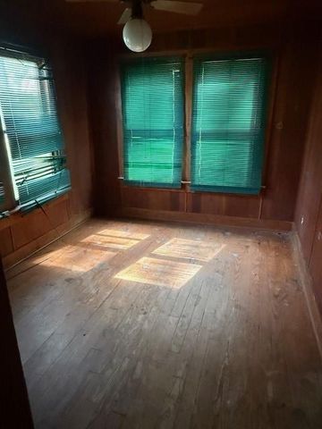 411 Sherwood Street E, Cleveland, TX 77327