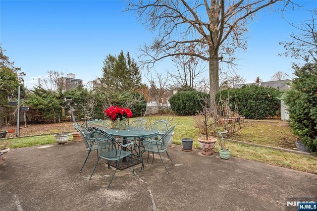 431 Blanchard Terrace, Hackensack, NJ 07601