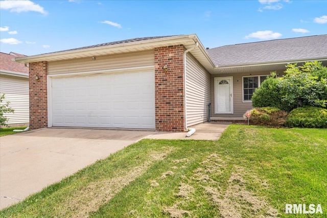 2418 Neil Street, Springfield, IL 62707