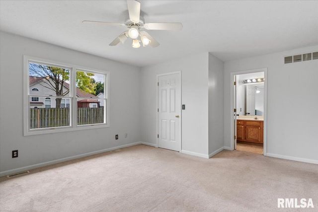 2418 Neil Street, Springfield, IL 62707