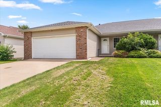 2418 Neil Street, Springfield, IL 62707