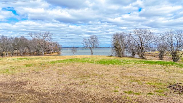 L 4 SE County Road 3190, Corsicana, TX 75109