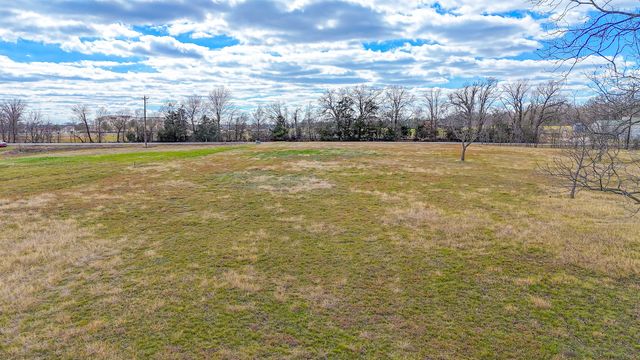 L 4 SE County Road 3190, Corsicana, TX 75109