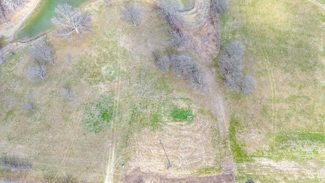 L 4 SE County Road 3190, Corsicana, TX 75109