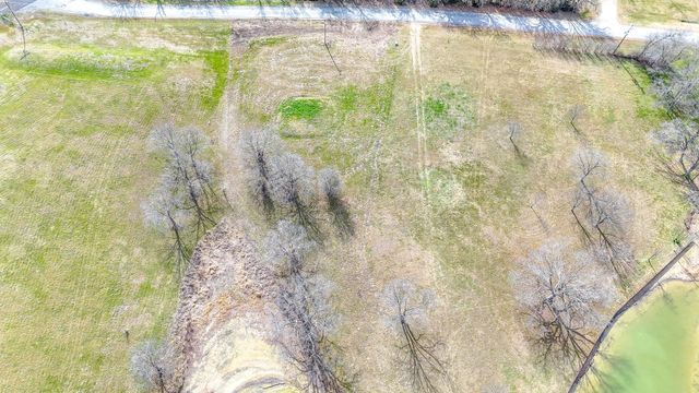 L 4 SE County Road 3190, Corsicana, TX 75109