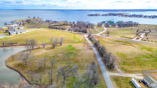 L 4 SE County Road 3190, Corsicana, TX 75109