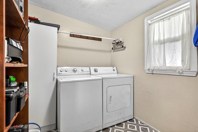 3001 W Mount Vernon Street, Springfield, MO 65802