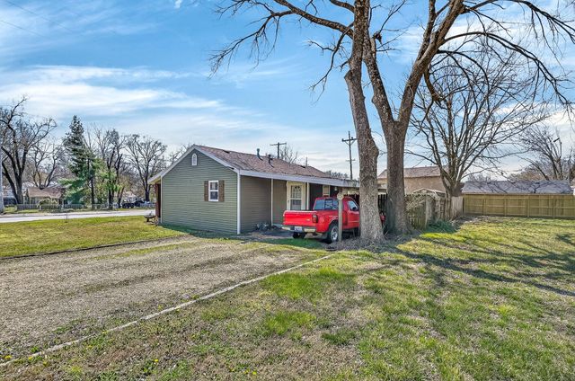 3001 W Mount Vernon Street, Springfield, MO 65802
