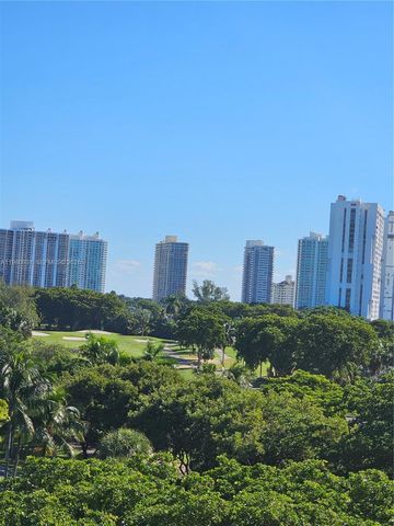 20500 W Country Club Dr 716, Aventura, FL 33180