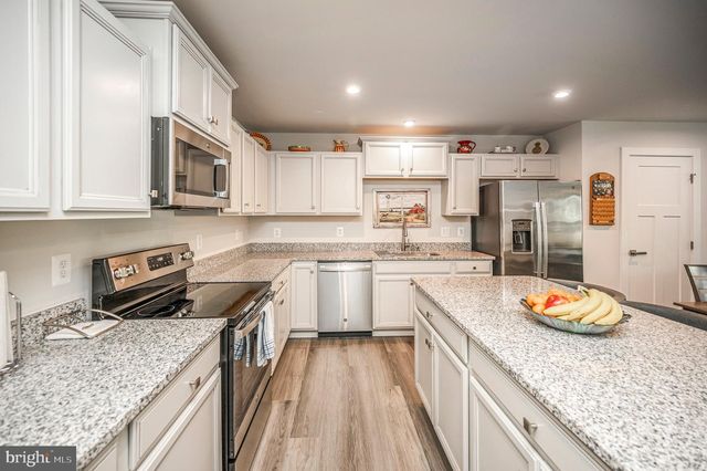3623 TWIN LAKE BLVD, Locust Grove, VA 22508