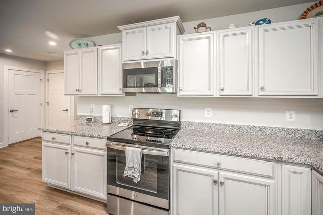 3623 TWIN LAKE BLVD, Locust Grove, VA 22508
