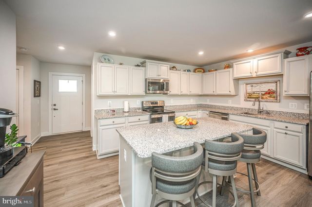 3623 TWIN LAKE BLVD, Locust Grove, VA 22508