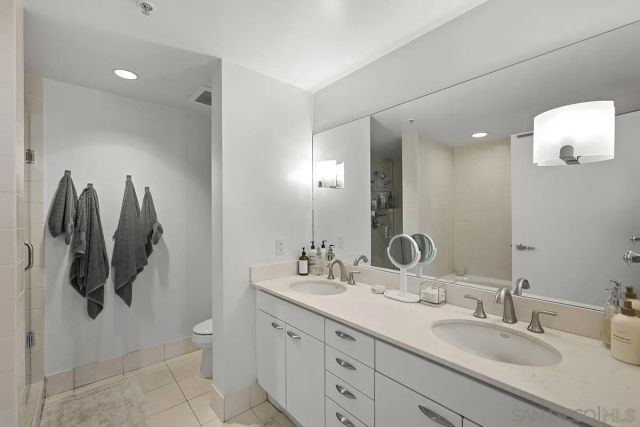 645 Front Street 1807, San Diego, CA 92101