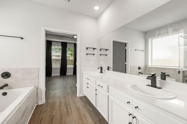 11323 Cora Lane, Willis, TX 77318