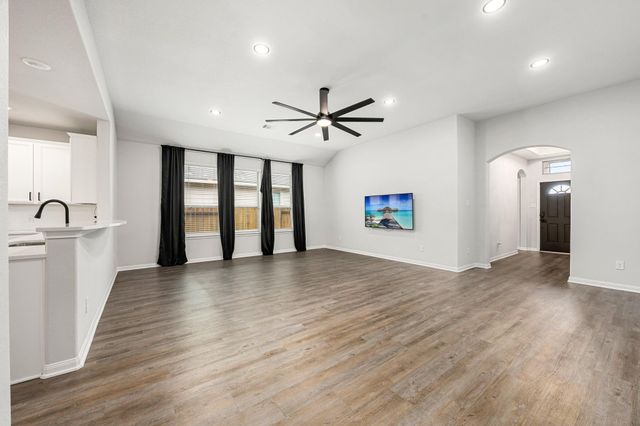 11323 Cora Lane, Willis, TX 77318
