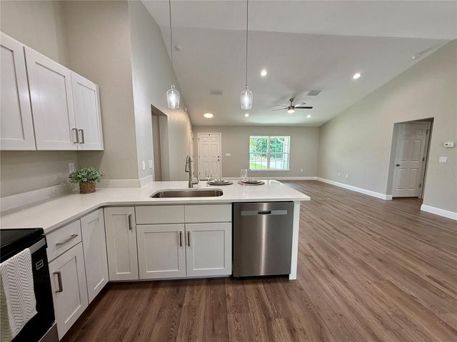 49 PINE RADL, Ocala, FL 34472