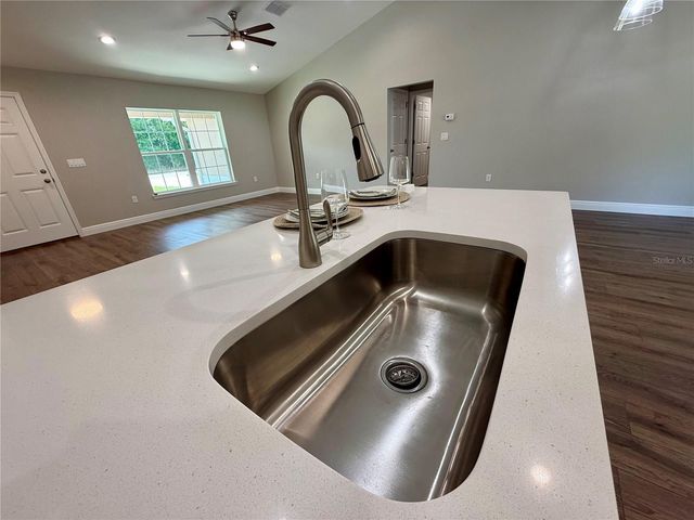 49 PINE RADL, Ocala, FL 34472
