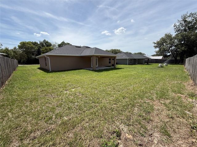 49 PINE RADL, Ocala, FL 34472