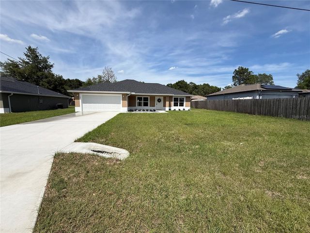 49 PINE RADL, Ocala, FL 34472