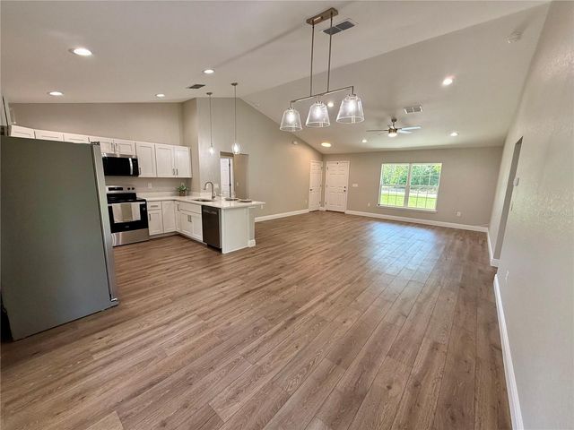 49 PINE RADL, Ocala, FL 34472