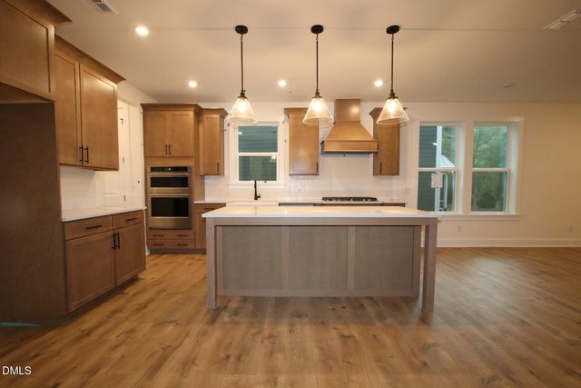 2505 Vetrina Way, Apex, NC 27502