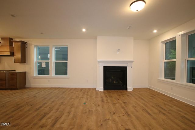 2505 Vetrina Way, Apex, NC 27502
