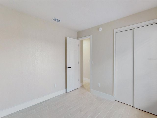 210 CORAL REEF CIRCLE, Kissimmee, FL 34743