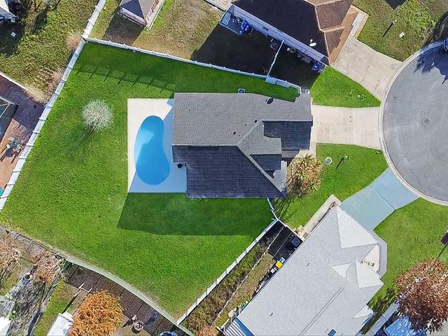 210 CORAL REEF CIRCLE, Kissimmee, FL 34743