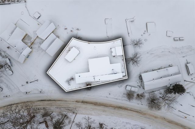 152 Coats Grove Road, Hastings, MI 49058