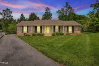 524 Robindale Lane, Kingsport, TN 37663